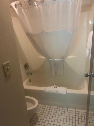 Baymont By Wyndham Battle Creek/I-94 Hotel Bagian luar foto